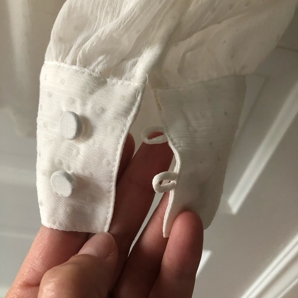 Ann Taylor blouse, long sleeve and creamy sheer - Picture 3 of 8